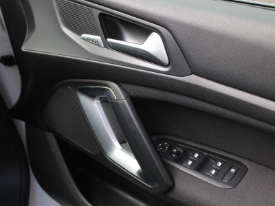 2018 Peugeot 308