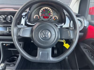 2014 Volkswagen up!