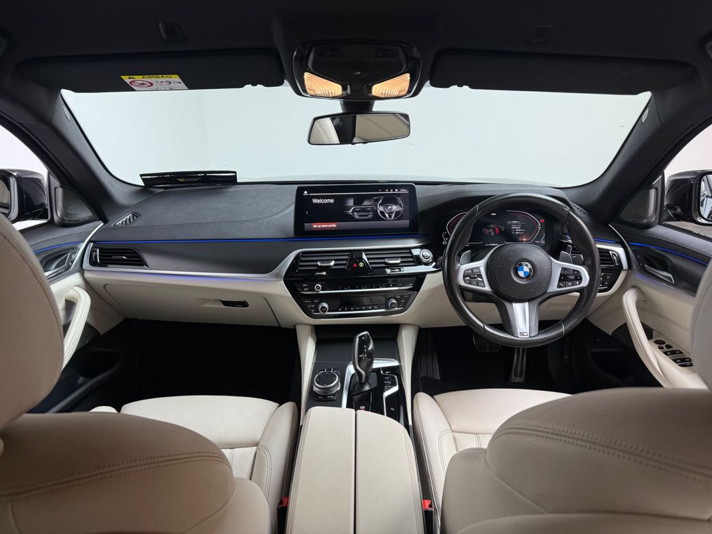 2022 BMW 5 Series