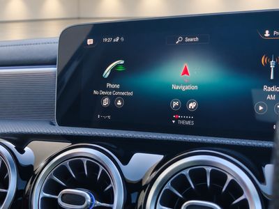 2019 Mercedes-Benz A 180