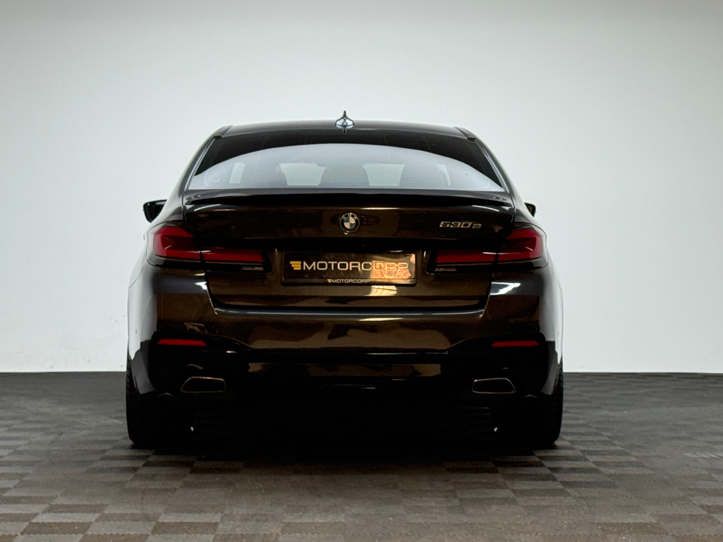 2021 BMW 5 Series