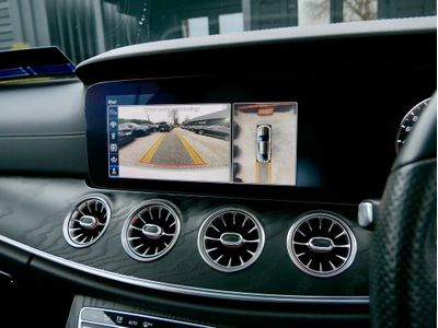 2019 Mercedes-Benz E 300