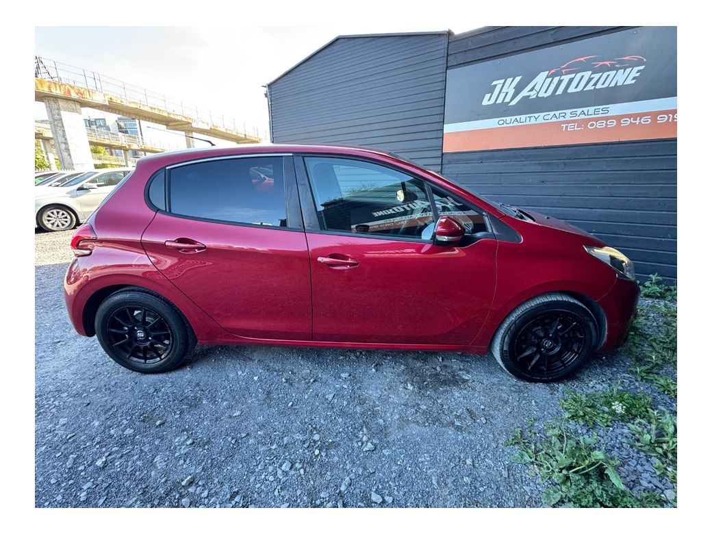 2016 Peugeot 208