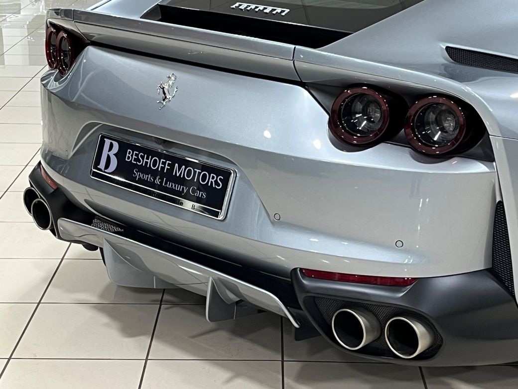 2019 Ferrari 812 Superfast