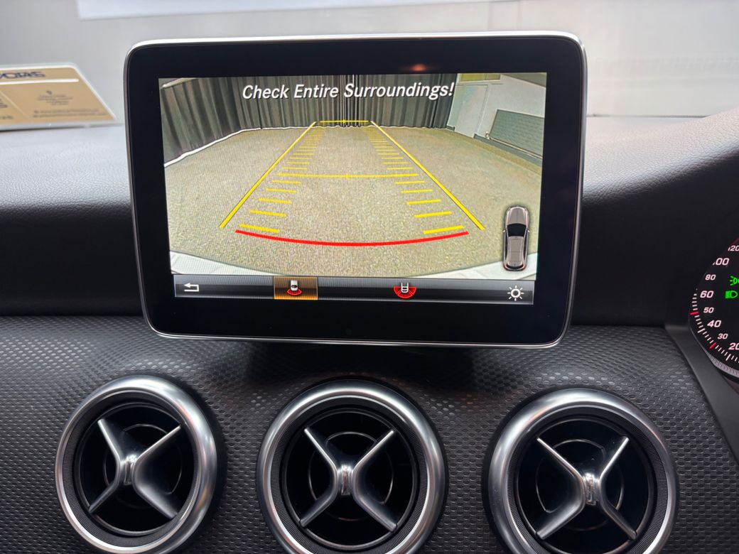 2016 Mercedes-Benz A 180
