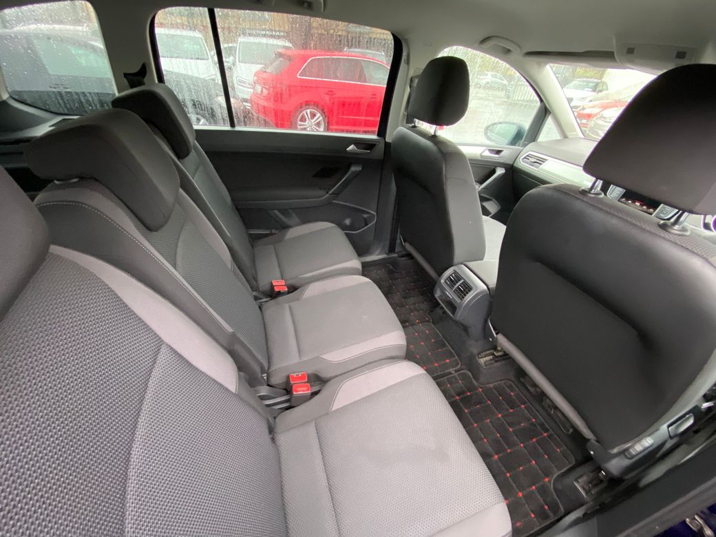 2016 Volkswagen Touran