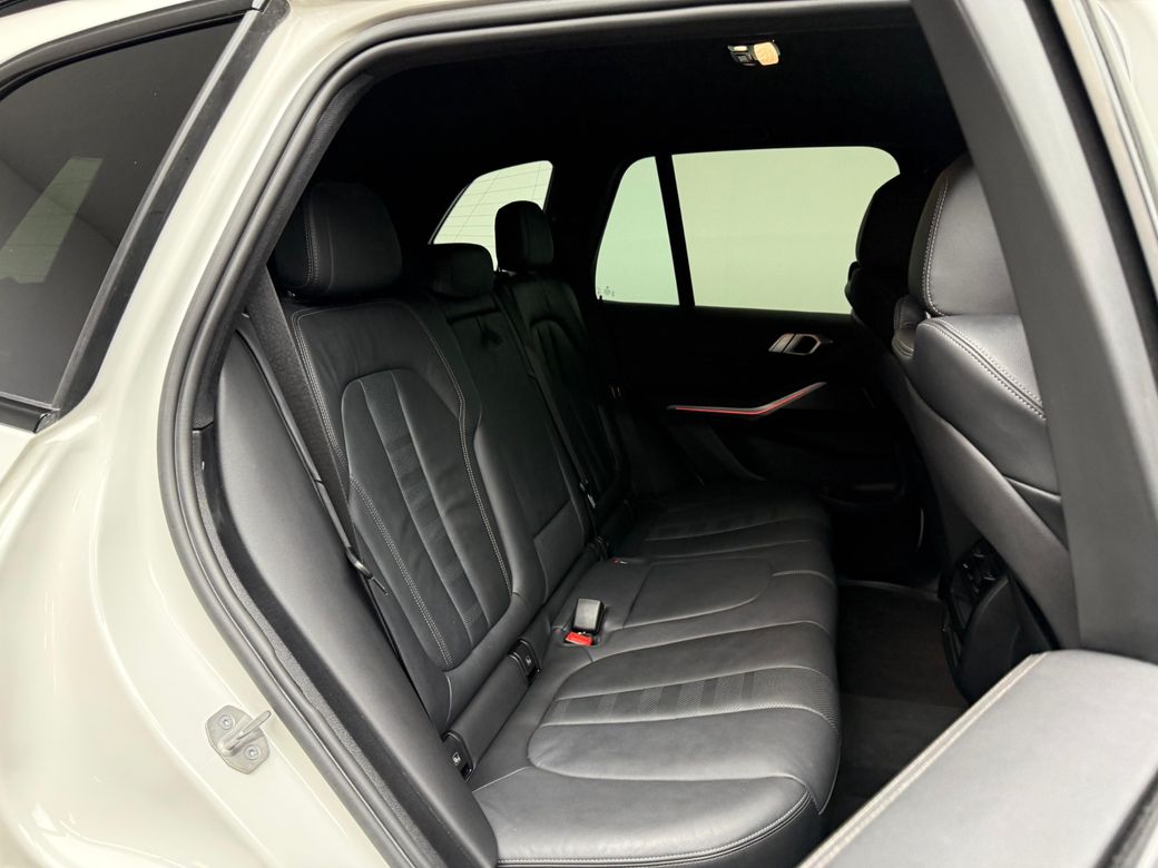 2023 BMW X5