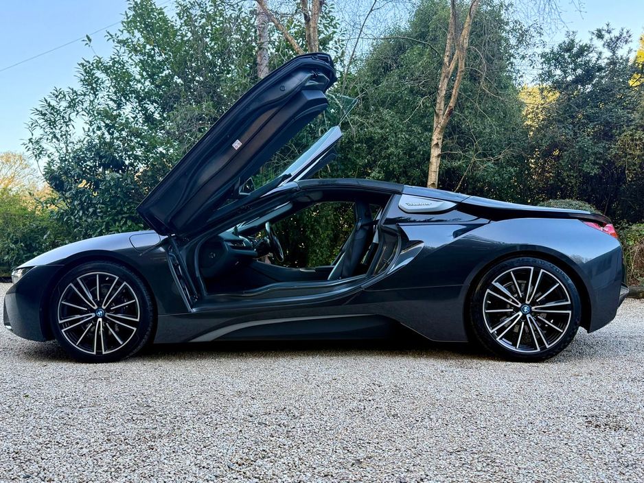 2019 BMW i8