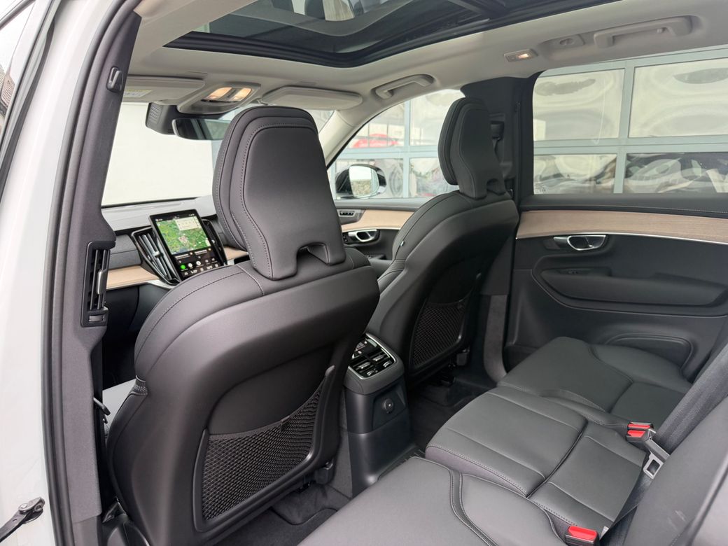 2026 Volvo XC90