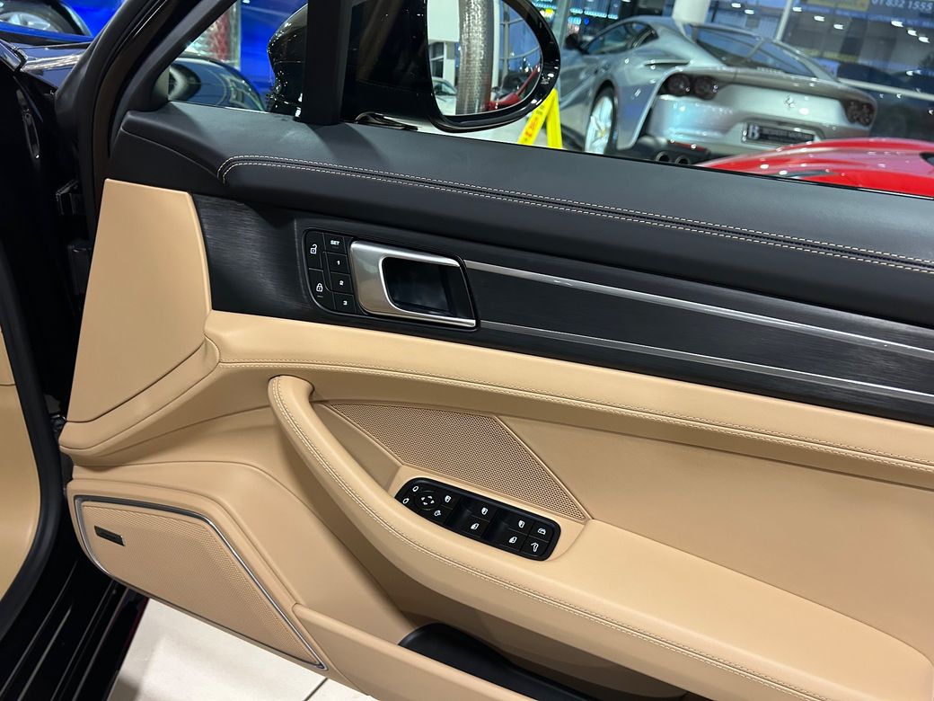 2023 Porsche Panamera