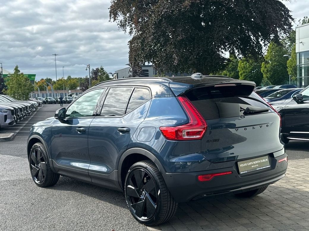 2026 Volvo EX40
