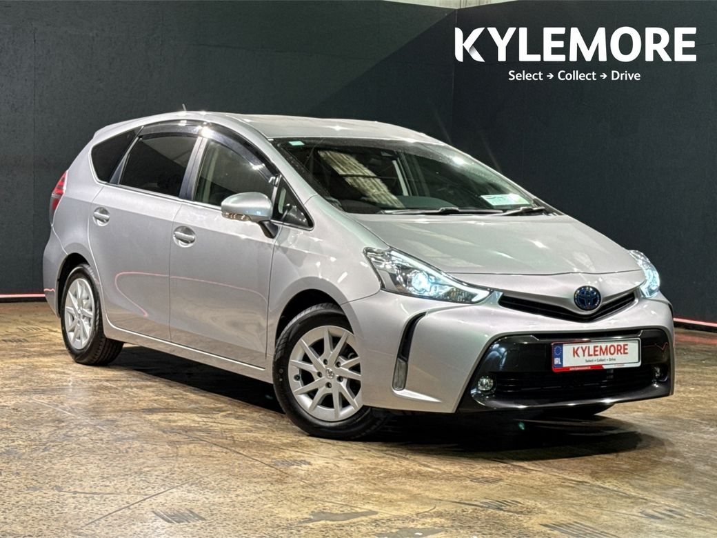 2020 Toyota Prius Alpha