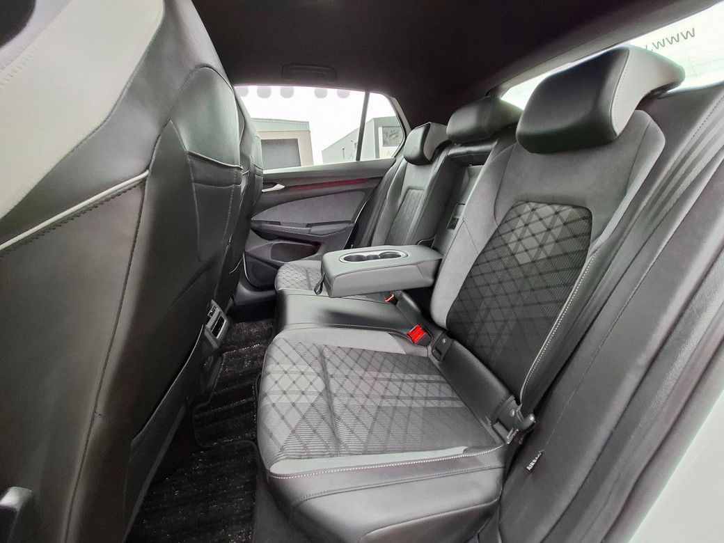 2023 Volkswagen Golf