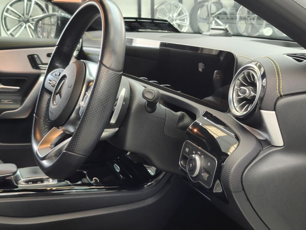 2018 Mercedes-Benz A 180