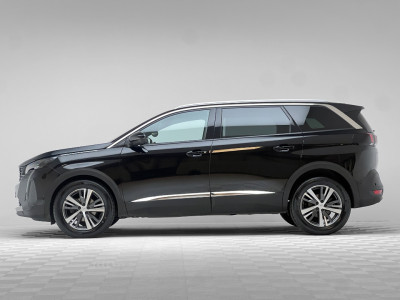 2023 Peugeot 5008
