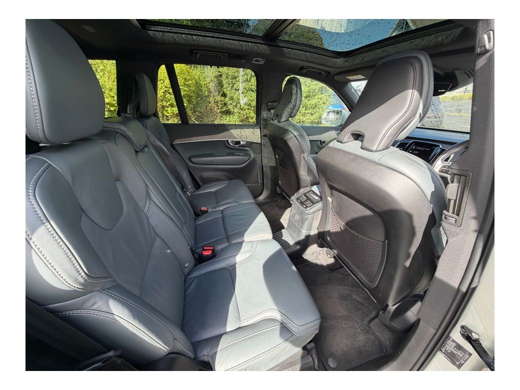 2022 Volvo XC90