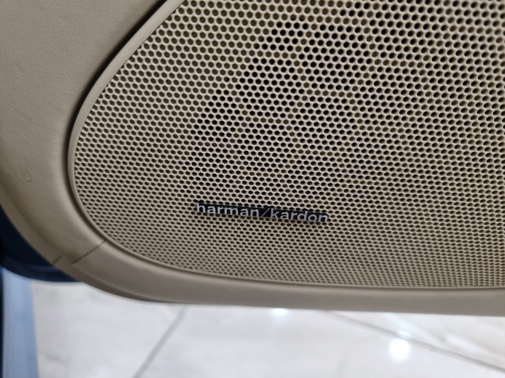 2010 Mercedes-Benz SL 63 AMG