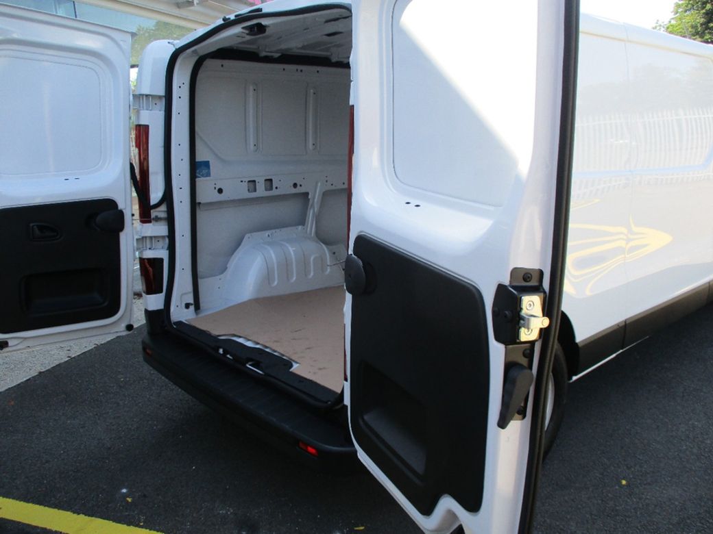 2026 Nissan Primastar