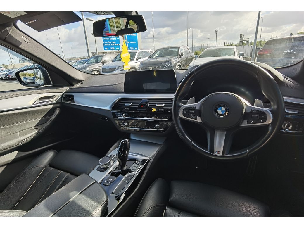 2018 BMW 530