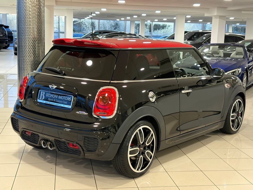 2016 Mini Hatch
