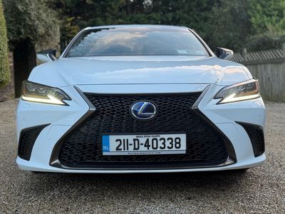2021 Lexus ES 300h