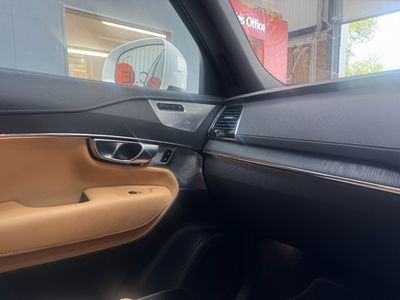 2023 Volvo XC90
