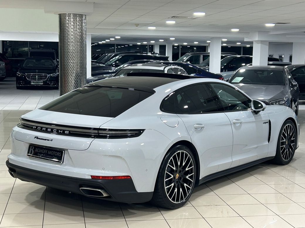 2024 Porsche Panamera