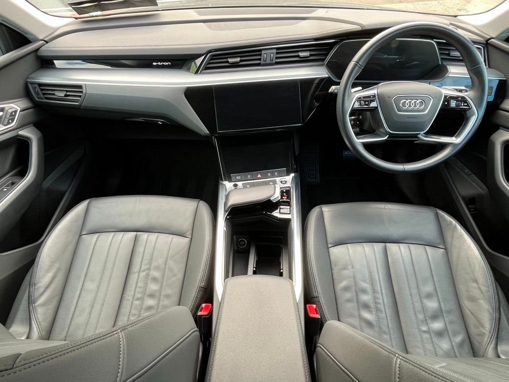 2022 Audi e-tron