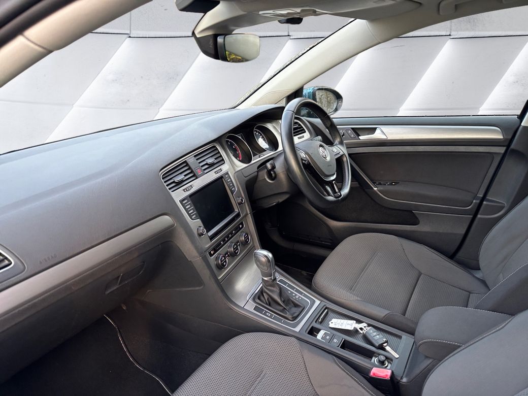 2017 Volkswagen Golf