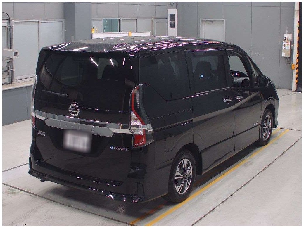 2022 Nissan Serena