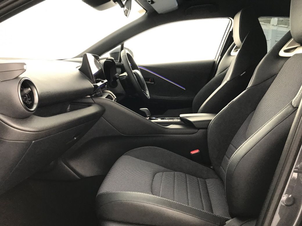 2025 Toyota C-HR