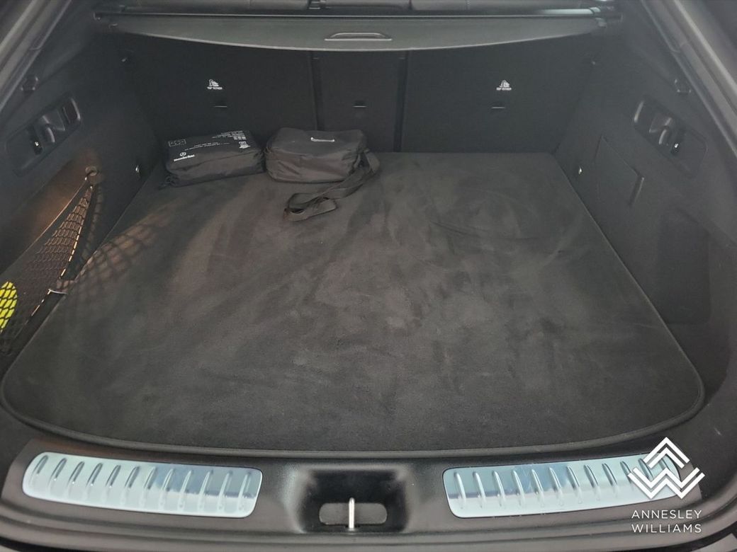 2024 Mercedes-Benz GLC Class