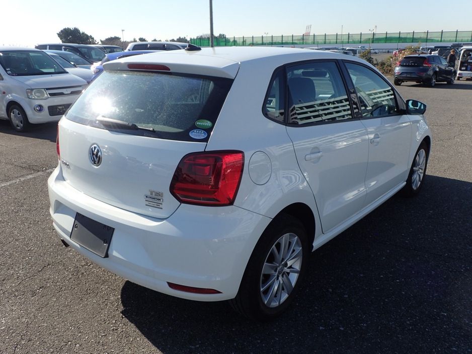 2017 Volkswagen Polo