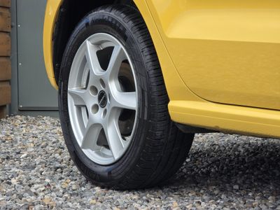 2011 Volkswagen Polo