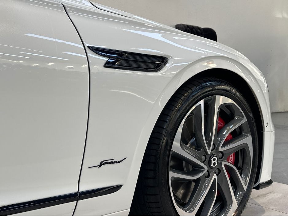 2025 Bentley Flying Spur