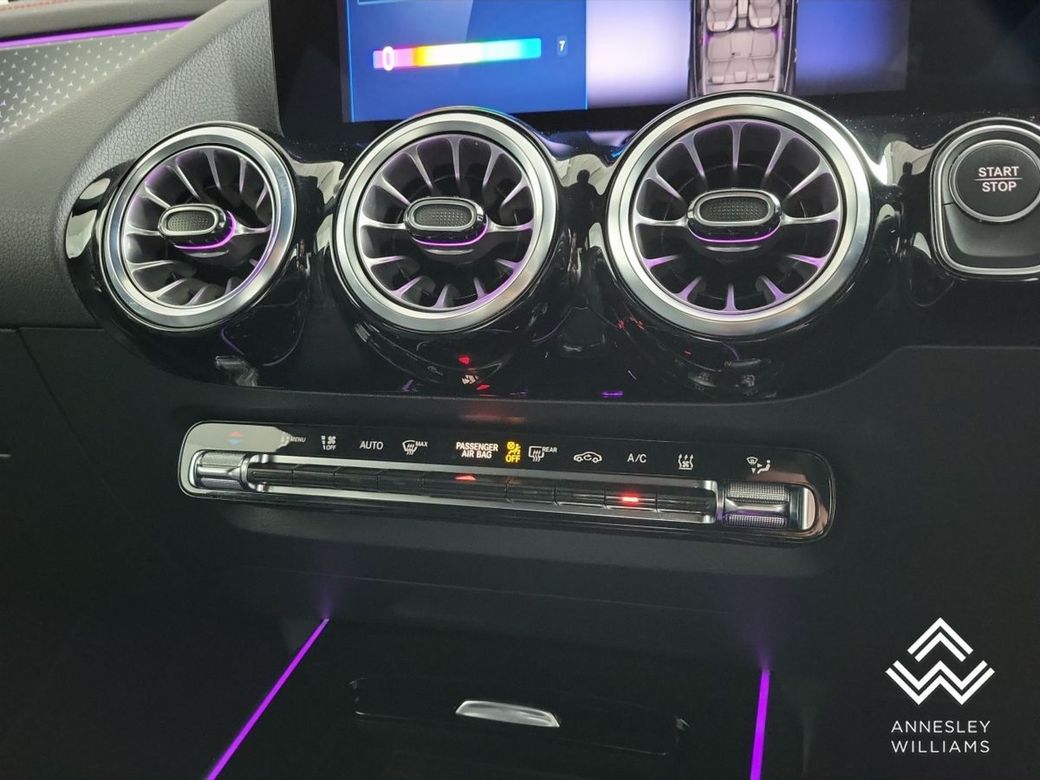 2025 Mercedes-Benz EQA