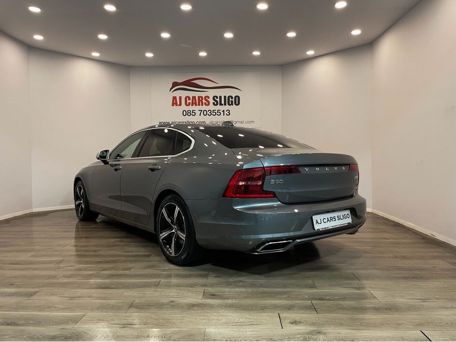 2020 Volvo S90