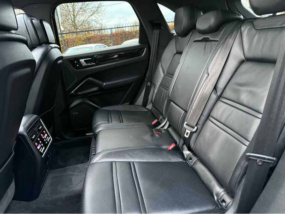 2021 Porsche Cayenne