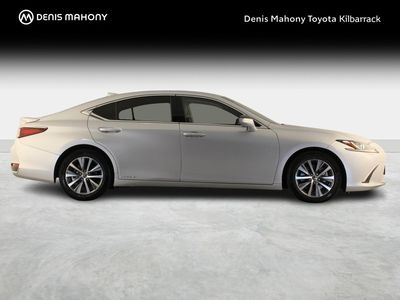 2019 Lexus ES 300h