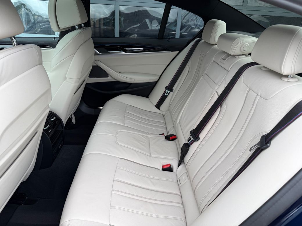 2022 BMW 5 Series