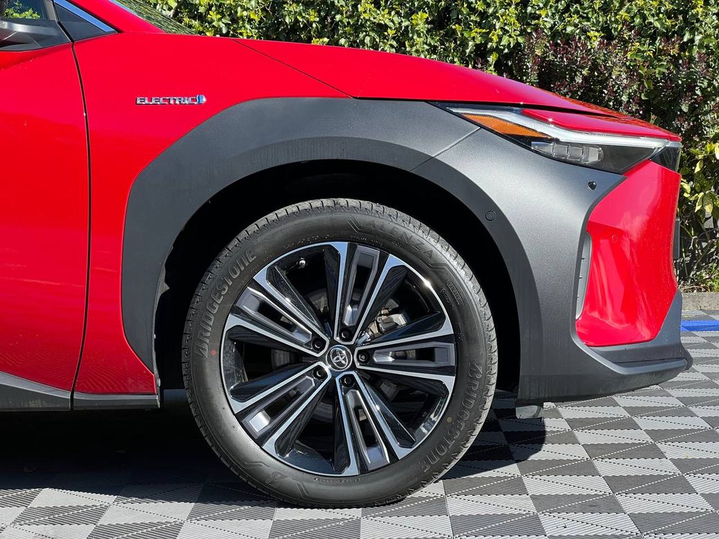 2024 Toyota bZ4X