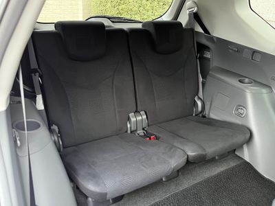 2014 Toyota Prius Alpha