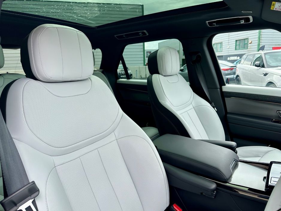 2026 Land Rover Range Rover Sport