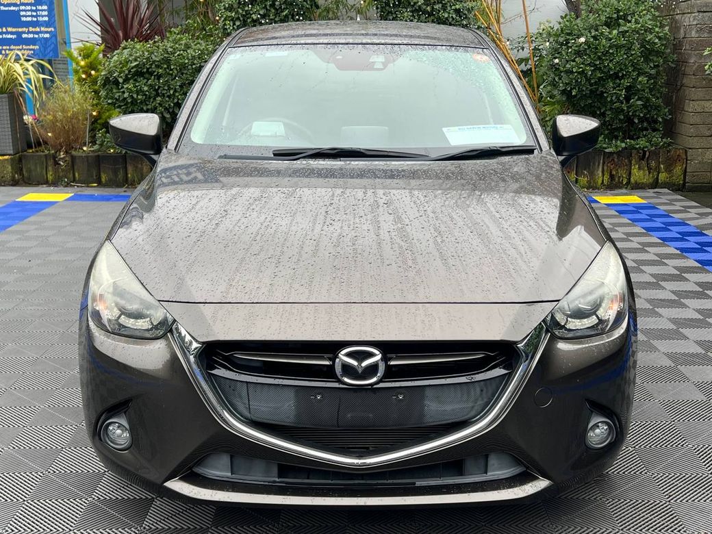 2016 Mazda Demio