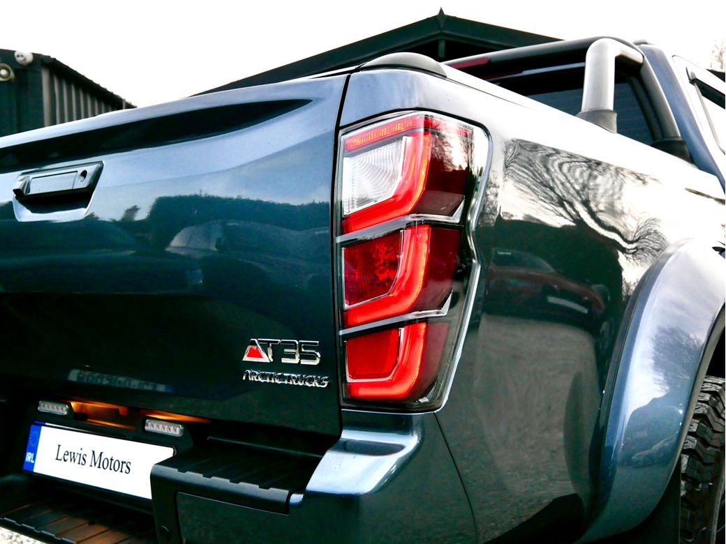 2025 Isuzu D-MAX