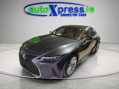 2022 Lexus IS 300h