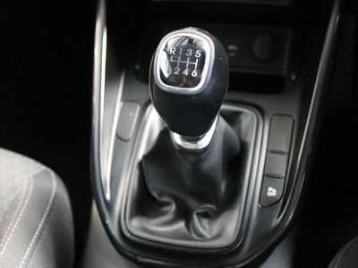 2017 Kia Carens