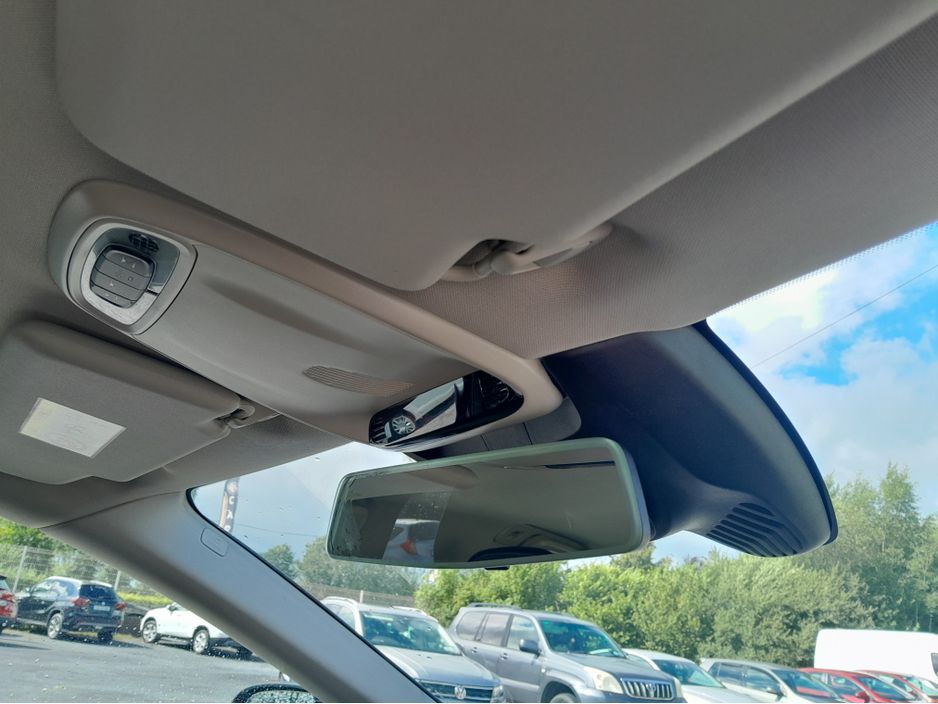 2015 Volvo V40