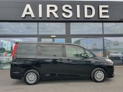 2014 Toyota Noah