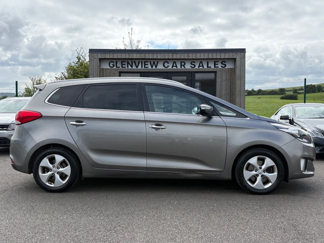 2016 Kia Carens